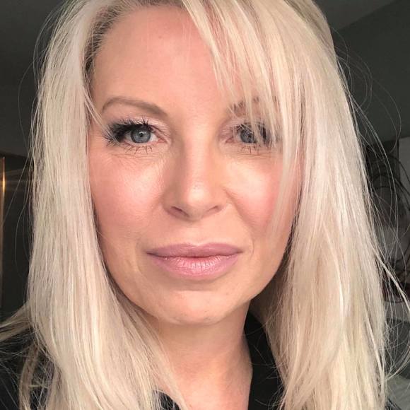 Meet your Posher, Michelle - Picture 1 of 1